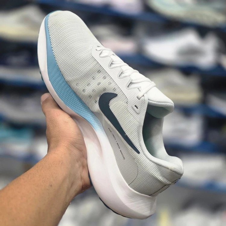 کتونی نایک زوم ایکس پیاده رویی و رانینگNike zoom x ساخت ویتنام سایز ۴۰ ۴۱ ۴۲ ۴۳ ۴۴ ۴۵ پایین ترین قیمت در ایران ضمانت اصالت کالا کیفیت مسترکوالیتی