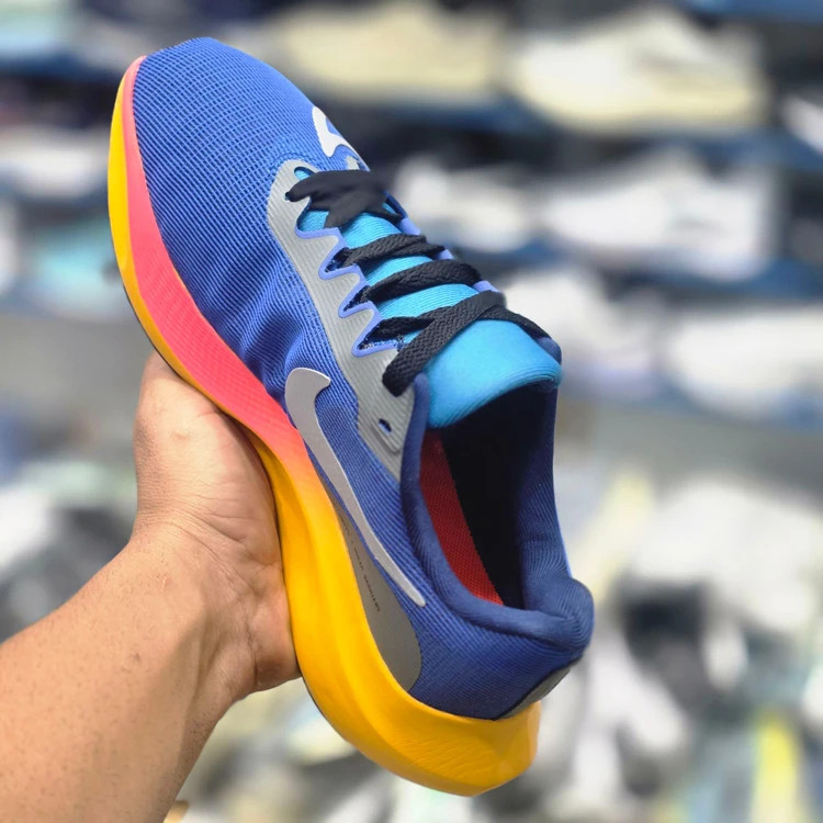 کتونی نایک زوم ایکس پیاده رویی و رانینگNike zoom x ساخت ویتنام سایز ۴۰ ۴۱ ۴۲ ۴۳ ۴۴ ۴۵ پایین ترین قیمت در ایران ضمانت اصالت کالا کیفیت مسترکوالیتی