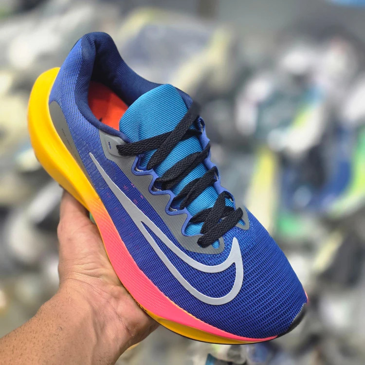 کتونی نایک زوم ایکس پیاده رویی و رانینگNike zoom x ساخت ویتنام سایز ۴۰ ۴۱ ۴۲ ۴۳ ۴۴ ۴۵ پایین ترین قیمت در ایران ضمانت اصالت کالا کیفیت مسترکوالیتی