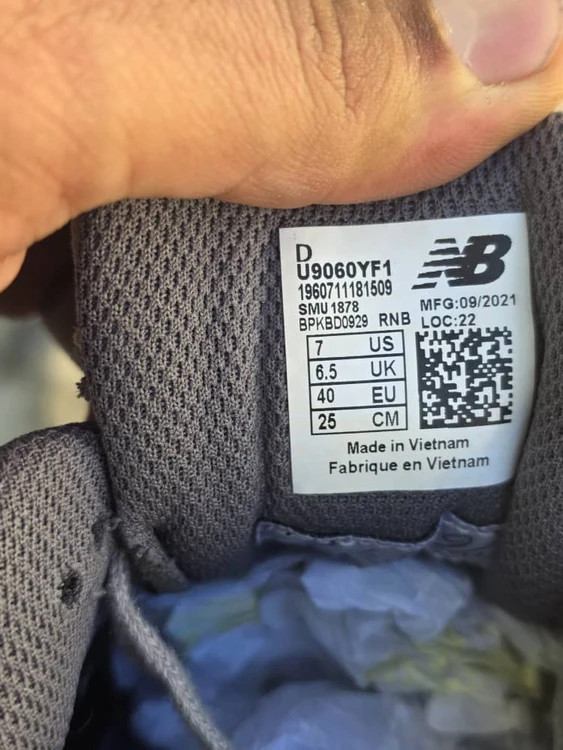 کتونی ویتنامی نیوبالانس ۹۰۶۰/ Newbalance 9060/ ساخت ویتنام/ سایز ۴۰ ۴۱ ۴۲ ۴۳ ۴۴ ۴۵ فروش تک و عمده تضمین اصالت کالا کیفیت مسترکوالیتی A