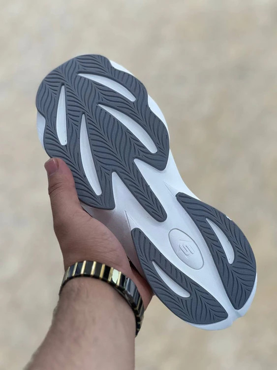 کتونی اسکیچرز هایپربرست رانینگ و پیاده رویی/Skechers Hyper Burst /ساخت ویتنام/سایز ۴۰ ۴۱ ۴۲ ۴۳ ۴۴ ۴۵/فروش تکی و عمده/ضمانت کیفیت کالا