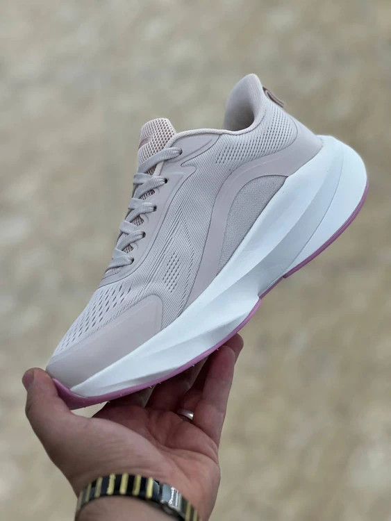 کتونی اسکیچرز هایپربرست رانینگ و پیاده رویی/Skechers Hyper Burst /ساخت ویتنام/سایز ۴۰ ۴۱ ۴۲ ۴۳ ۴۴ ۴۵/فروش تکی و عمده/ضمانت کیفیت کالا