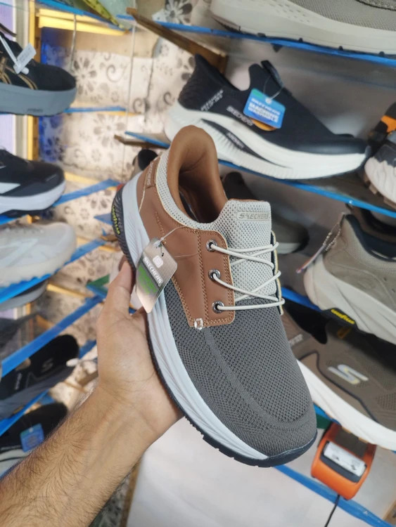 کتونی مردانه ویتنامی اسکیچرز مرو آلدن Skechers Meroe - Alden Vietnamمناسب فعالیت های روزمره/سایز ۴۰ ۴۱ ۴۲ ۴۳ ۴۴ ۴۵/ وارداتی ساخت ویتنام/فروش تکی و عمده/ضمانت و کیفیت مسترکوالیتی درجه ۱