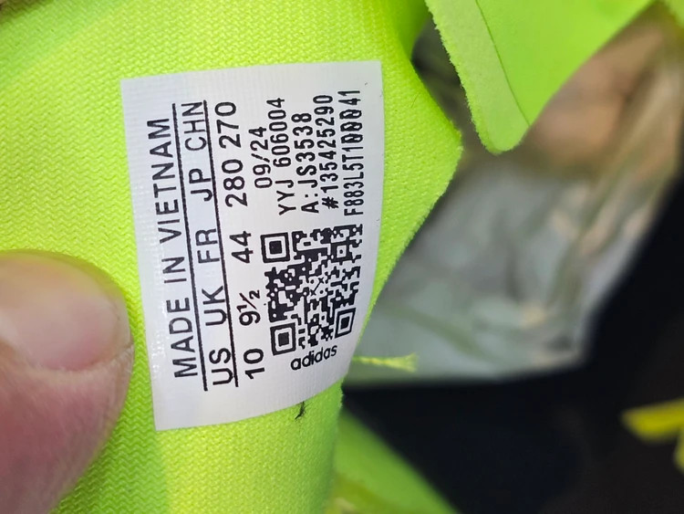 کتونی ویتنامی آدیداس ترکس مسترکوالیتی درجه ۱/ Adidas Terrex Agravic Speed Ultra 2وارداتی ساخت ویتنام سایز ۴۰ الی ۴۵فروش تکی و عمده ضمانت اصالت کالا