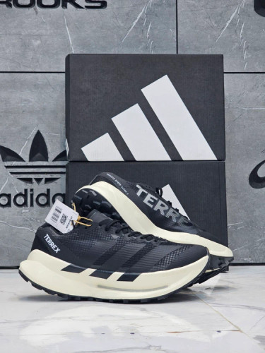 کتونی ویتنامی آدیداس ترکس مسترکوالیتی درجه ۱/ Adidas Terrex Agravic Speed Ultra 2وارداتی ساخت ویتنام سایز ۴۰ الی ۴۵فروش تکی و عمده ضمانت اصالت کالا