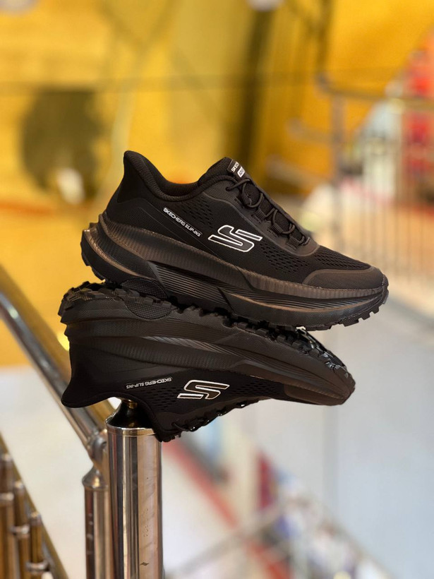 کتونی مردانه طبی اسکیچرز اسلیپ Skechers Slip-insمسترکوالیتی درجه ۱ طبی و بدون بند سایز۴۰ الی ۴۵ ساخت ویتنام وارداتی فروش تکی و عمده/ضمانت کیفیت کالا