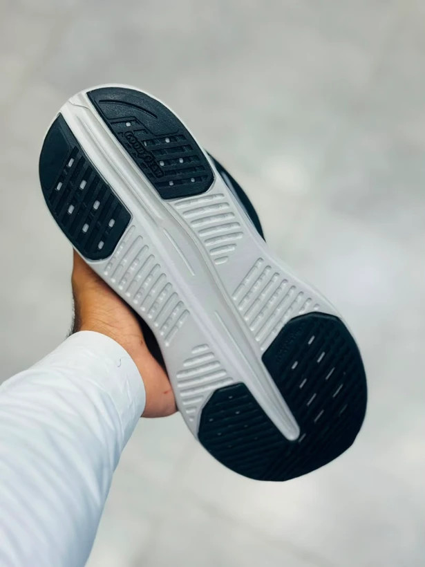 کفش طبی اسکیچرز اسلیپ Skechers Slip-insمسترکوالیتی درجه ۱ طبی و بدون بند سایز۴۰ الی ۴۵ ساخت ویتنام وارداتی فروش تکی و عمده/ضمانت کیفیت کالا