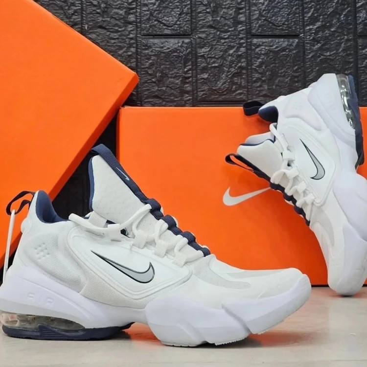 کتونی مردانه نایک ایرمکس آلفا ساواچ Nike air max alpha savageساخت ویتنام وارداتی سایز ۳۸الی۴۵ فروش تکی و عمده ضمانت کیفیت کالا