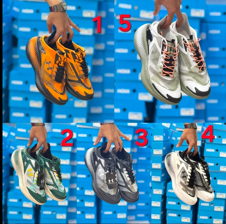 کتونی مسترکوالیتی درجه ۱ آندر آرمور اکو اسلیپ اسپیدUnder Armour UA Echo ساخت ویتنام وارداتی سایز ۴۰الی ۴۵ همراه با جعبه بارکد دار ضمانت کیفیت کالا