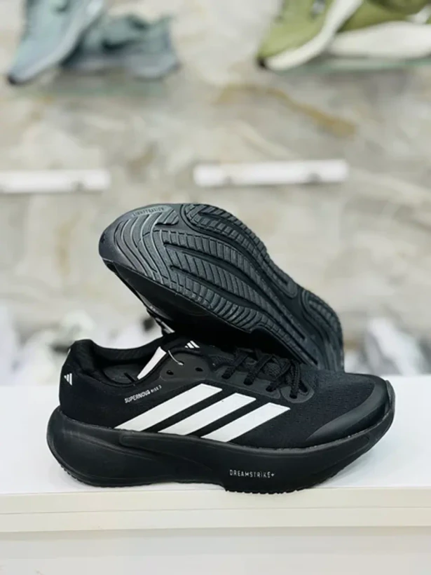 کتونی آدیداس مردانه سوپرنوا رایز ۳/Adidas Supernova Rise 3/ساخت ویتنام/سایز ۴۰ الی ۴۵/فروش تکی و عمده ضمانت اصالت کالا کیفیت مسترکوالیتی درجه ۱