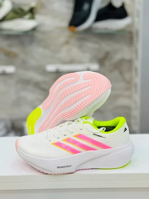 کتونی آدیداس مردانه سوپرنوا رایز ۳/Adidas Supernova Rise 3/ساخت ویتنام/سایز ۴۰ الی ۴۵/فروش تکی و عمده ضمانت اصالت کالا کیفیت مسترکوالیتی درجه ۱