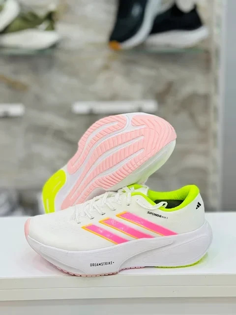 کتونی آدیداس مردانه سوپرنوا رایز ۳/Adidas Supernova Rise 3/ساخت ویتنام/سایز ۴۰ الی ۴۵/فروش تکی و عمده ضمانت اصالت کالا کیفیت مسترکوالیتی درجه ۱