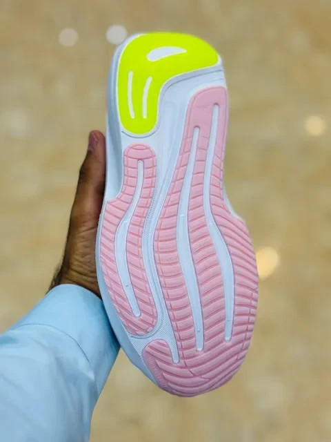 کتونی آدیداس مردانه سوپرنوا رایز ۳/Adidas Supernova Rise 3/ساخت ویتنام/سایز ۴۰ الی ۴۵/فروش تکی و عمده ضمانت اصالت کالا کیفیت مسترکوالیتی درجه ۱