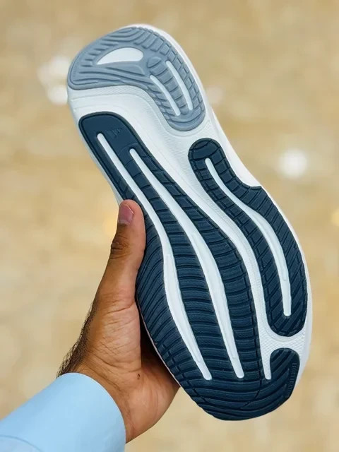 کتونی آدیداس مردانه سوپرنوا رایز ۳/Adidas Supernova Rise 3/ساخت ویتنام/سایز ۴۰ الی ۴۵/فروش تکی و عمده ضمانت اصالت کالا کیفیت مسترکوالیتی درجه ۱