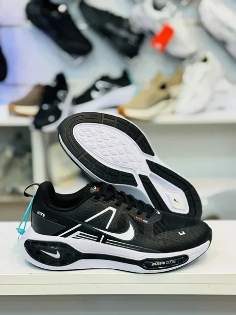 کتونی مردانه نایک ایرزوم مسترکوالیتی درجه ۱ Nike Air Zoom | سایز 40 تا 45 | فوقالعاده سبک و راحت/ساخت ویتنام وارداتی/فروش تکی و عمده