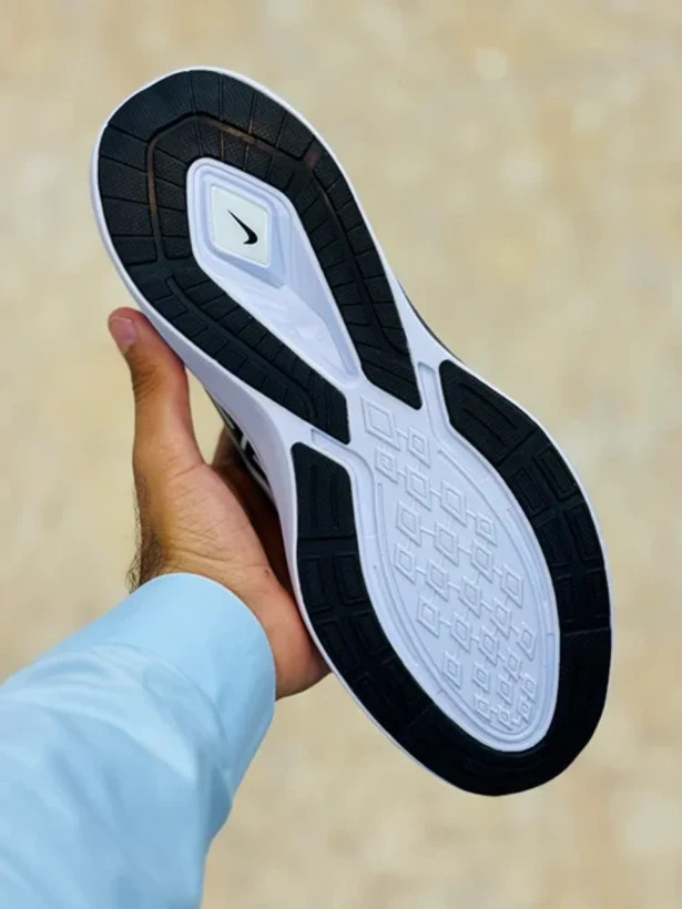 کتونی مردانه نایک ایرزوم مسترکوالیتی درجه ۱ Nike Air Zoom | سایز 40 تا 45 | فوقالعاده سبک و راحت/ساخت ویتنام وارداتی/فروش تکی و عمده