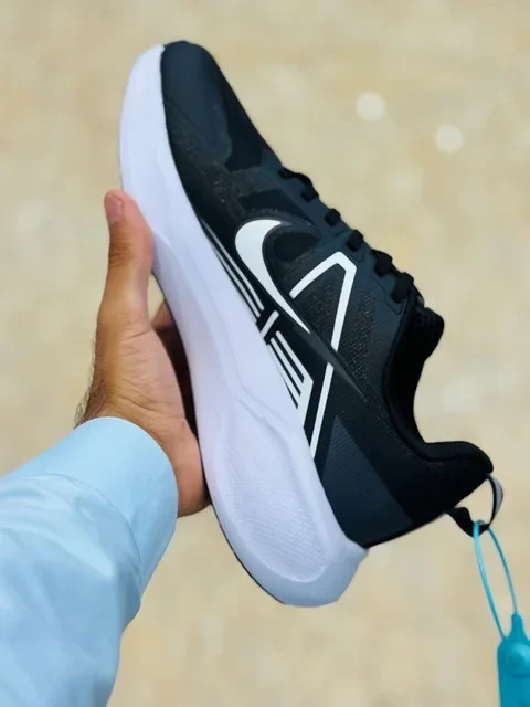 کتونی مردانه نایک ایرزوم مسترکوالیتی درجه ۱ Nike Air Zoom | سایز 40 تا 45 | فوقالعاده سبک و راحت/ساخت ویتنام وارداتی/فروش تکی و عمده