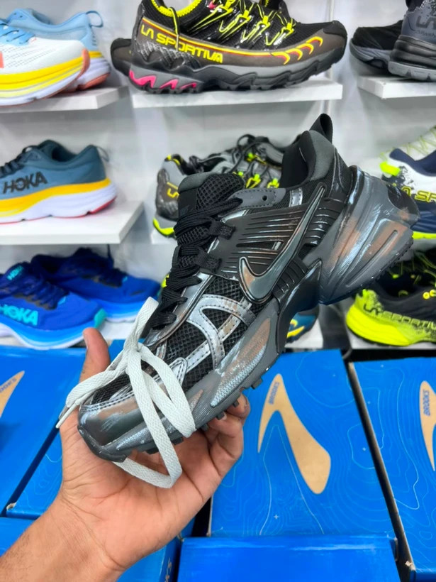 کتونی ست زنانه و مردانه نایک Nike vk Run مسترکوالیتی درجه ۱/ساخت ویتنام وارداتی/سایز۳۷الی ۴۵/باجعبه بارکد دار/ضمانت کیفیت کالا