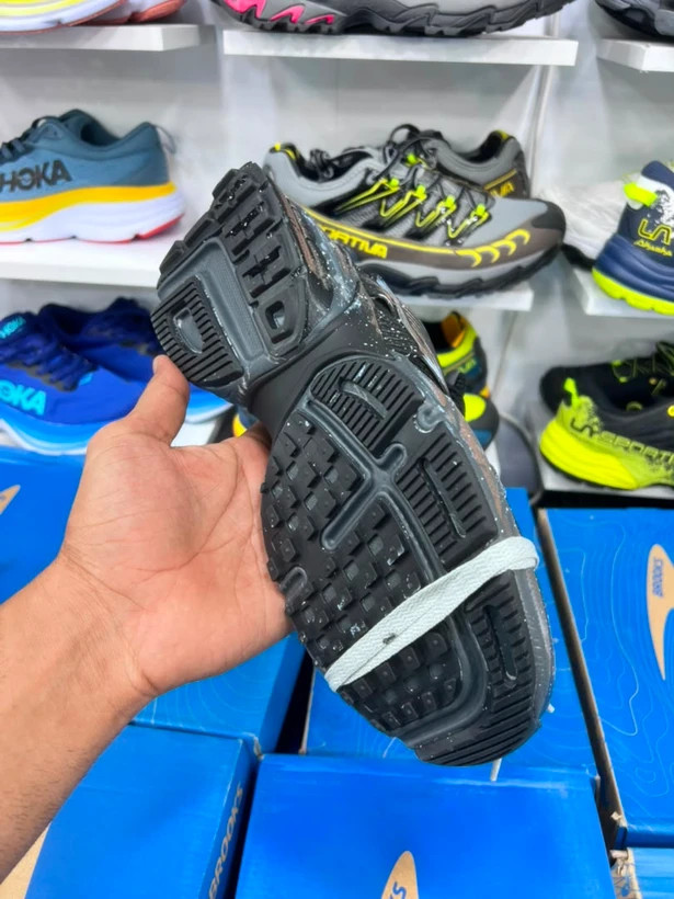 کتونی ست زنانه و مردانه نایک Nike vk Run مسترکوالیتی درجه ۱/ساخت ویتنام وارداتی/سایز۳۷الی ۴۵/باجعبه بارکد دار/ضمانت کیفیت کالا