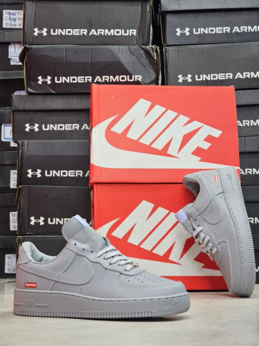 کتونی مردانه نایک ایرفورس رنگ سفید کلاسیک مسترکوالیتی درجه ۱/Nike Air force/ساخت ویتنام وارداتی/ رویه چرم سایز ۴۰_۴۱_۴۲_۴۳_۴۴_۴۵/سفید کلاسیک/فروش تکی و عمده/ضمانت کیفیت کالا