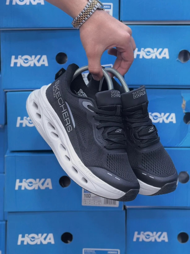 کتونی مسترکوالیتی درجه ۱ اسکیچرز اسلیپ گو ران اسلیپ اینس/Skechers GO Run Slip-ins/ساخت ویتنام وارداتی فروش تکی و عمده/سایز ۴۰ تا۴۵ /ضمانت کیفیت کالا