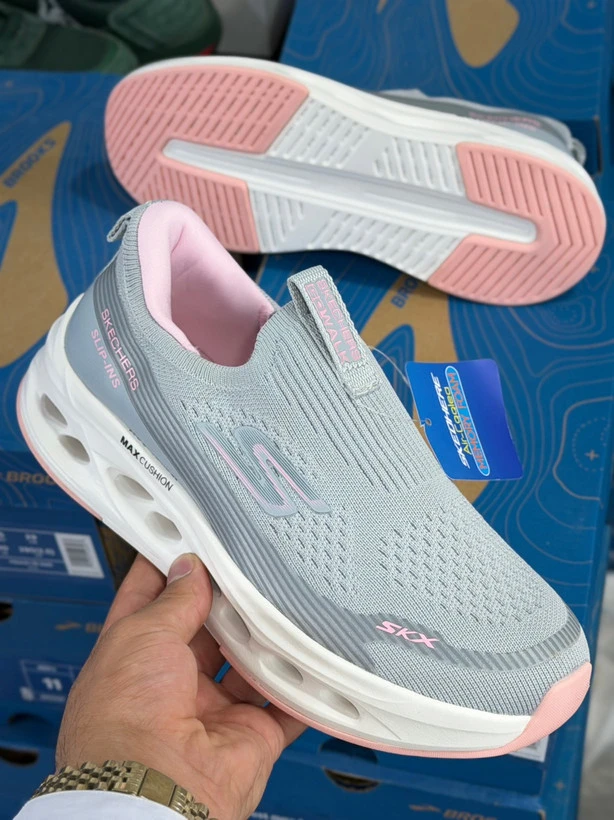 کتونی مسترکوالیتی اسکیچرز مکس کوشن Skechers Max Cushioning سایز۳۷ الی ۴۰/ساخت ویتنام وارداتی/فروش تکی و عمده/ضمانت کیفیت کالا