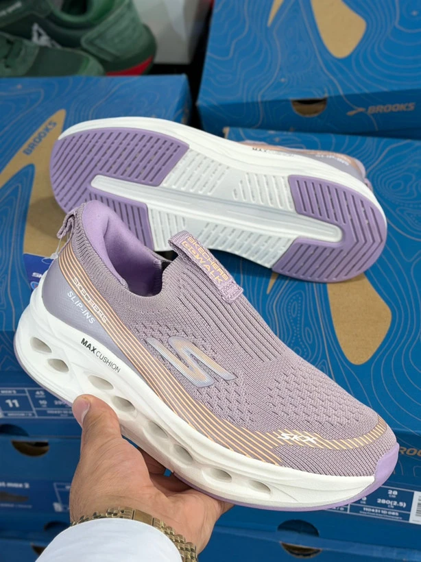 کتونی مسترکوالیتی اسکیچرز مکس کوشن Skechers Max Cushioning سایز۳۷ الی ۴۰/ساخت ویتنام وارداتی/فروش تکی و عمده/ضمانت کیفیت کالا