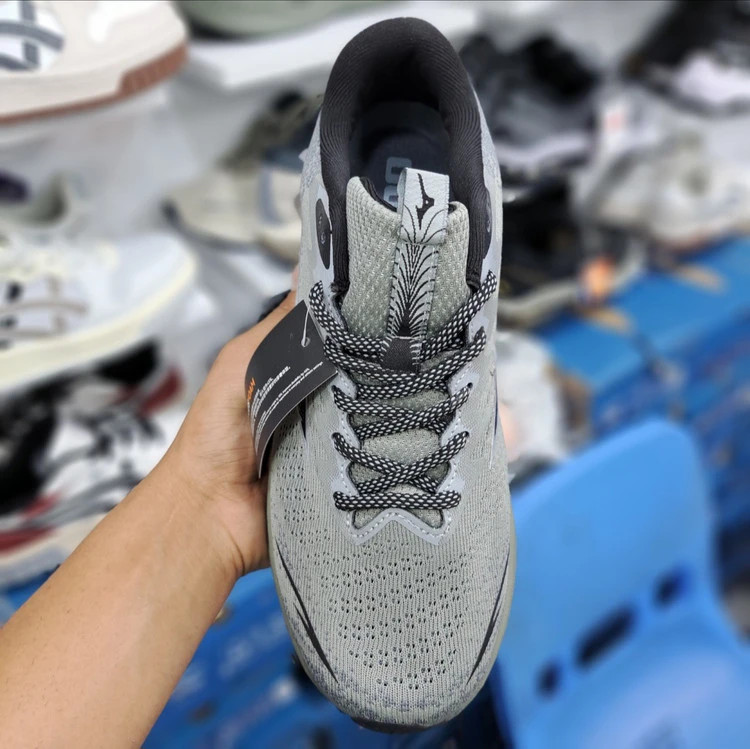 خرید کتونی مردانه میزانو آسترو پلاس مسترکوالیتی درجه ۱ Mizuno Astro Plus/ساخت ویتنام/سایز ۴۰ الی ۴۵/فروش تکی و عمده/ضمانت کیفیت کالا