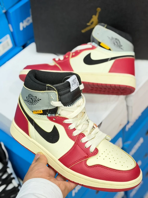 کتونی مردانه نایک ایر جردن وان مستر درجه ۱/Nike Air Jordan 1 Low وارداتی ساخت ویتنام سایز ۴۰ الی ۴۵فروش تکی و عمده/ضمانت کیفیت کالا