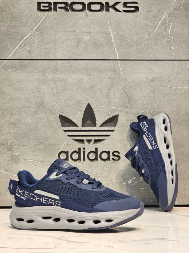کتونی ویتنامی اسکیچرز مکس کوشنینگ اسلیپ اینز Skechers Skechers Max Cushioning Slip_Ins سایز ۴۰الی ۴۵ بالاترین کیفیت مسترکوالیتی A درجه ۱/ضمانت اصالت کالا/فروش تکی و عمده
