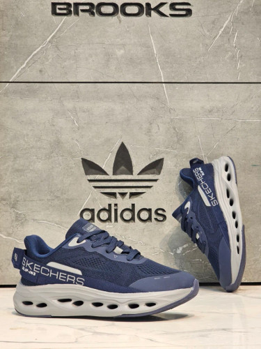 کتونی ویتنامی اسکیچرز مکس کوشنینگ اسلیپ اینز Skechers Skechers Max Cushioning Slip_Ins سایز ۴۰الی ۴۵ بالاترین کیفیت مسترکوالیتی A درجه ۱/ضمانت اصالت کالا/فروش تکی و عمده