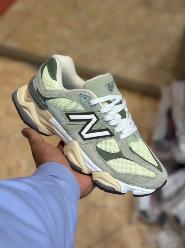 کتونی مردانه نیوبالانس ۹۰۶۰ مسترکوالیتی A پیاده رویی و رانینگ/ Newbalance 9060/ ساخت ویتنام وارداتی / سایز ۴۰الی ۴۵ فروش تک و عمده ضمانت اصالت کالا کیفیت مسترکوالیتی درجه ۱