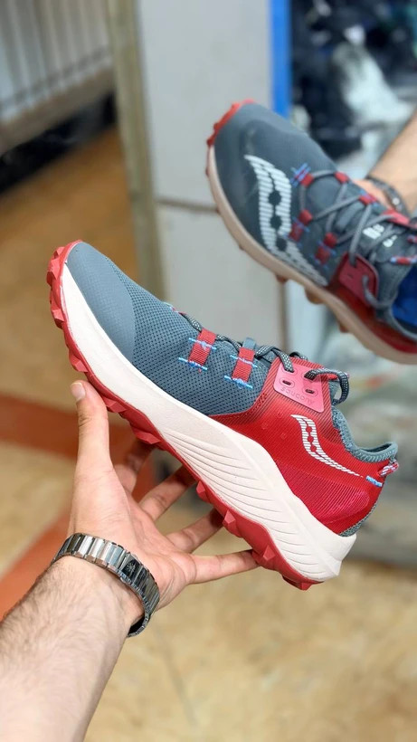 کتونی مردانه ساکونی اندورفین ریفت saucony endorphin rift/ساخت ویتنام وارداتی/سایز ۴۰ الی ۴۵/ضمانت کیفیت کالا/سایز ۴۰ الی ۴۵/فروش تکی و عمده
