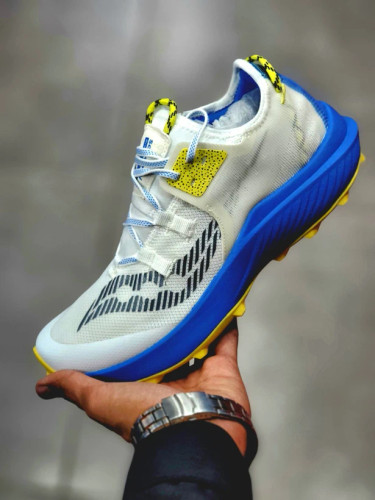 کتونی مردانه ساکونی اندورفین ریفت saucony endorphin rift/ساخت ویتنام وارداتی/سایز ۴۰ الی ۴۵/ضمانت کیفیت کالا/سایز ۴۰ الی ۴۵/فروش تکی و عمده