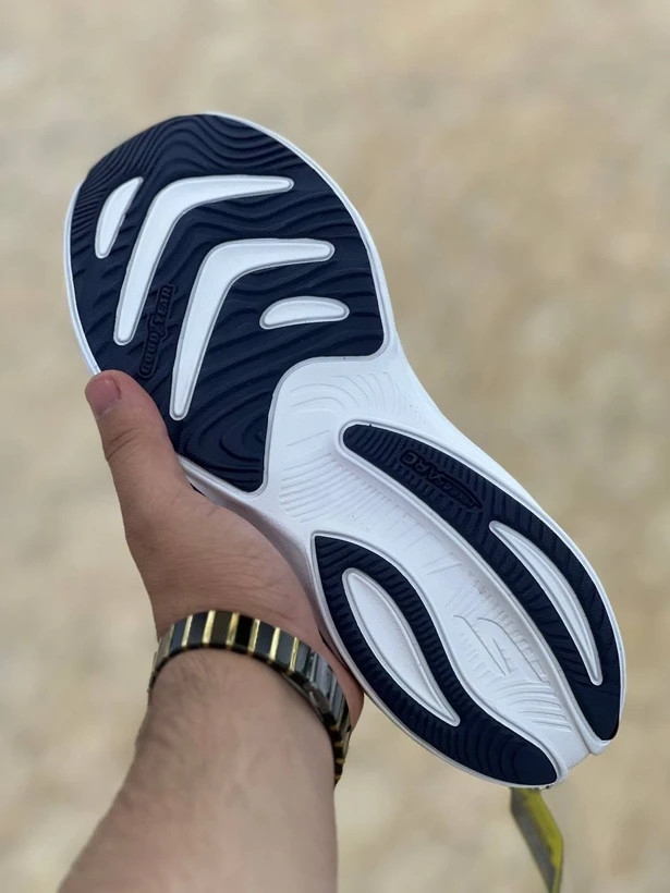 کتونی اسکیچرز هایپر برست skechers Hyper Burst ساخت ویتنام وارداتی سایز ۳۷ الی ۴۰ فروش تکی و عمده ضمانت کیفیت کالا