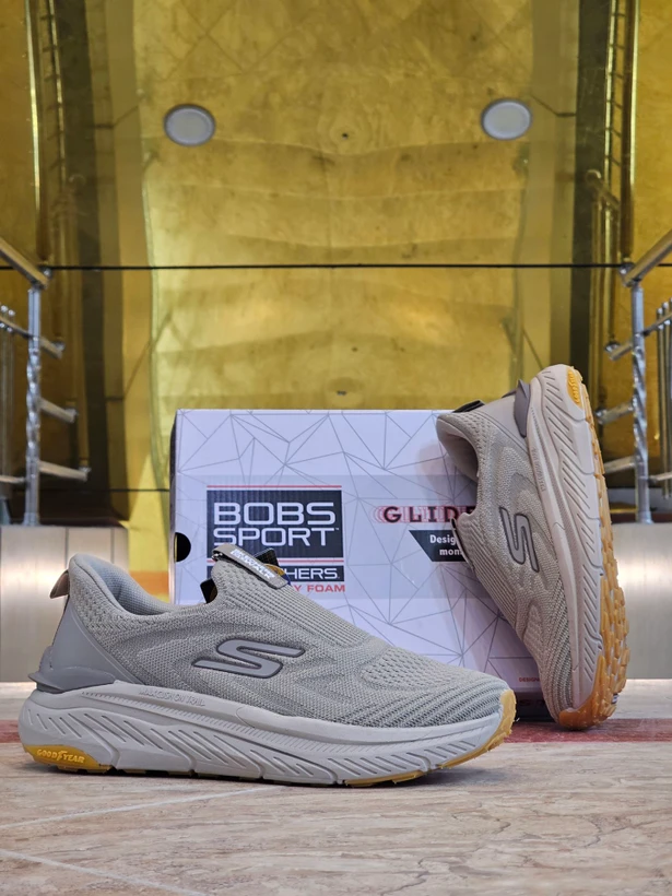 کتونی مردانه اسکیچرز بدون بند Skechers BOBS Sport Glide-Step Slip-Ins/ساخت ویتنام وارداتی/سبک و طبی و راحت/ سایز ۴۰ الی ۴۵/فروش تکی و عمده/ضمانت اصالت کالا/ کیفیت مسترکوالیتی درجه ۱