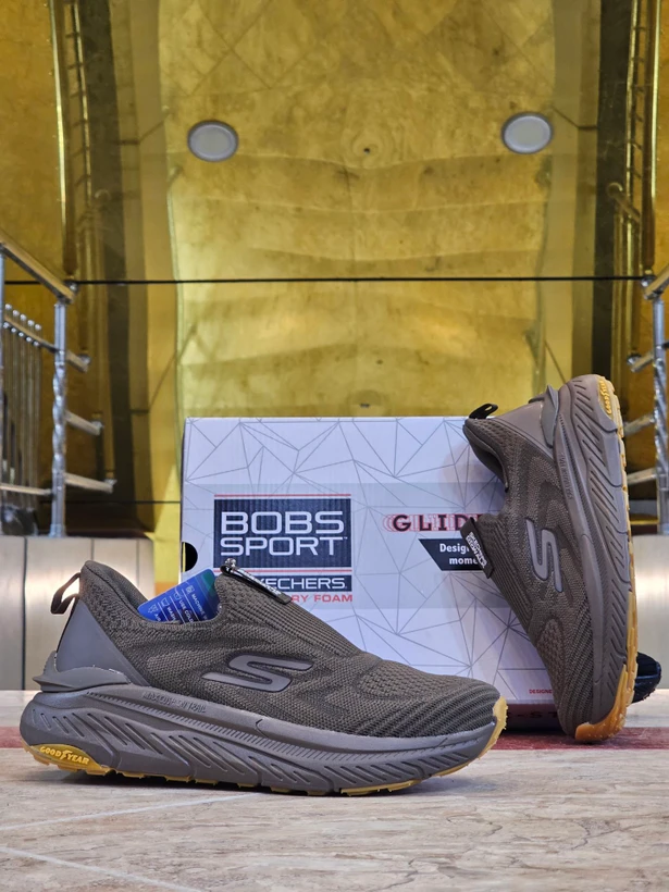 کتونی مردانه اسکیچرز بدون بند Skechers BOBS Sport Glide-Step Slip-Ins/ساخت ویتنام وارداتی/سبک و طبی و راحت/ سایز ۴۰ الی ۴۵/فروش تکی و عمده/ضمانت اصالت کالا/ کیفیت مسترکوالیتی درجه ۱