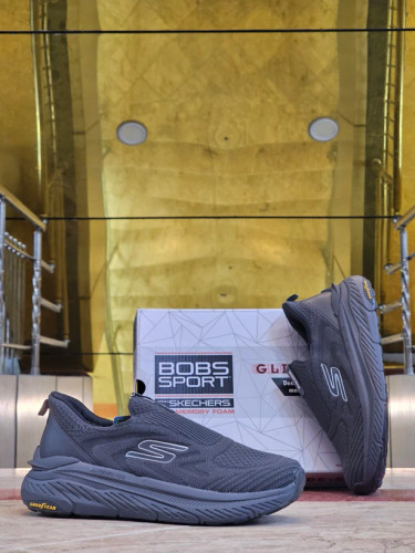 کتونی مردانه اسکیچرز بدون بند Skechers BOBS Sport Glide-Step Slip-Ins/ساخت ویتنام وارداتی/سبک و طبی و راحت/ سایز ۴۰ الی ۴۵/فروش تکی و عمده/ضمانت اصالت کالا/ کیفیت مسترکوالیتی درجه ۱