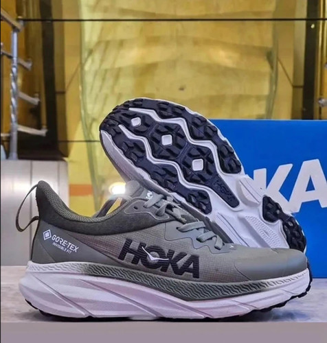 کتونی مسترکوالیتی درجه ۱ هوکا چلنجر آرت ۷ hoka challenger art 7، ساخت ویتنام وارداتی سایز ۴۰الی ۴۵ بالاترین کیفیت بازار ضمانت اصالت کالا