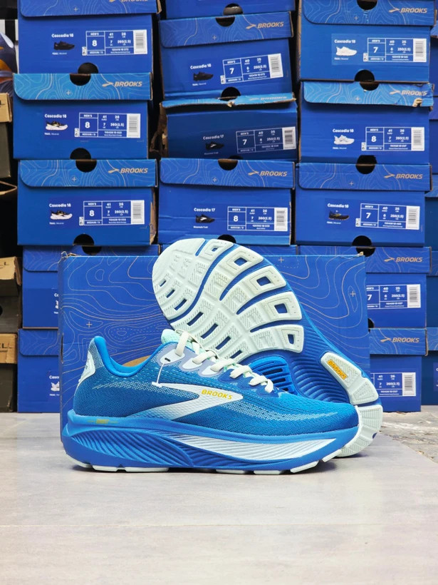خرید کتونی مردانه و زنانه بروکس گاست ۱۷ Brooks ghost 17ساخت ویتنام وارداتی/ضمانت کیفیت کالا سایز ۳۸الی۴۵/فروش تکی و عمده