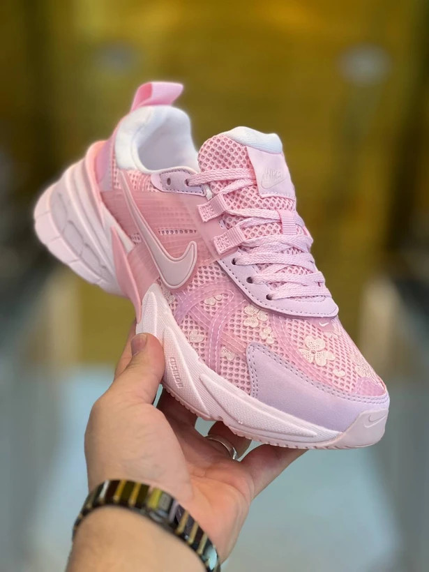 کتونی نایک وی تو کی Nike V2k Run /سایز 37الی40ساخت ویتنام وارداتی فروش تکی و عمده ضمانت کیفیت کالا