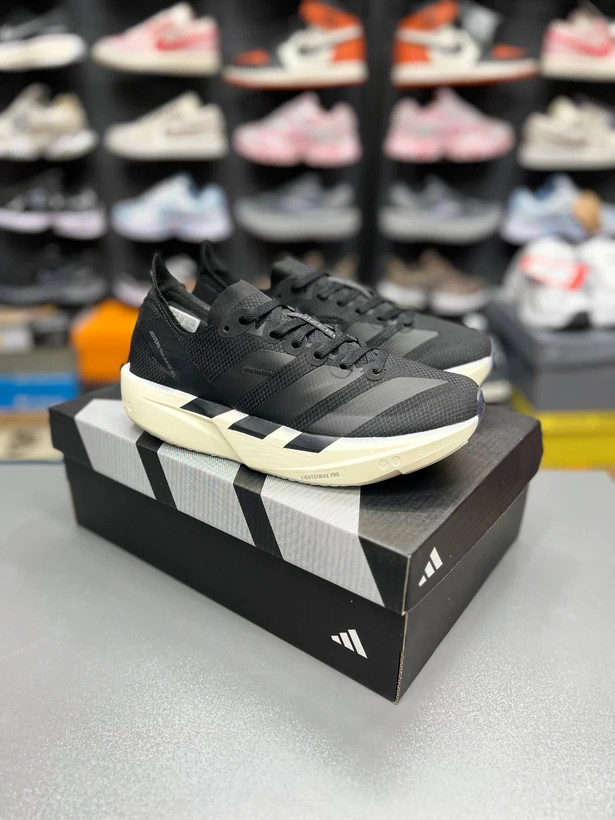 کتونی رانینگ و پیاده روی آدیداس آدی زیرو پرو ۴/Adidas adizero pro 4/ساخت ویتنام/ سایز ۳۷ الی ۴۰/ضمانت کالا/فروش تک و عمده