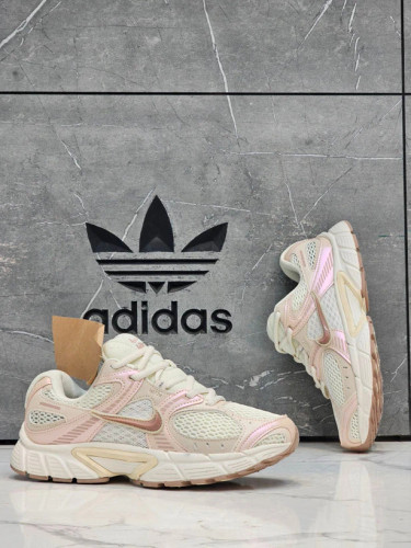 کتونی زنانه نایک وی فایو کی Nike v5k run / ساخت ویتنام وارداتی سایز 37 الی 40/ضمانت کیفیت کالا/فروش تکی و عمده