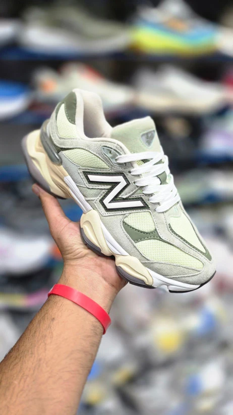 کتونی مردانه نیوبالانس ۹۰۶۰ مسترکوالیتی A پیاده رویی و رانینگ/ Newbalance 9060/ ساخت ویتنام وارداتی / سایز ۴۰الی ۴۵ فروش تک و عمده ضمانت اصالت کالا کیفیت مسترکوالیتی درجه ۱