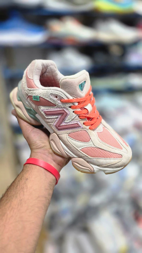کتونی مردانه نیوبالانس ۹۰۶۰ مسترکوالیتی A پیاده رویی و رانینگ/ Newbalance 9060/ ساخت ویتنام وارداتی / سایز ۴۰الی ۴۵ فروش تک و عمده ضمانت اصالت کالا کیفیت مسترکوالیتی درجه ۱