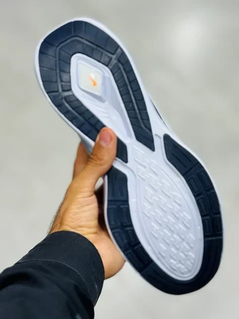 کتونی مسترکوالیتی نایک ایر زوم Nike Air Zoom سایز 40 الی ۴۵/ساخت ویتنام وارداتی ضمانت کیفیت کالا