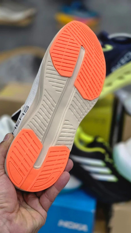 کفش طبی اسکیچرز اسلیپ Skechers Slip_Ins ساخت ویتنام وارداتی سایز ۴۰الی ۴۵ بالاترین کیفیت مسترکوالیتی A درجه ۱/ضمانت اصالت کالا/فروش تکی و عمده