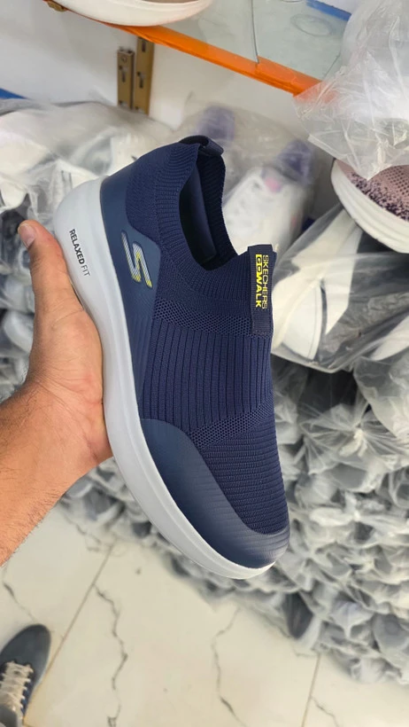 کتونی اسکیچرز بدون بند گو واک مسترکوالیتیSkechers Go Walk وارداتی ساخت ویتنام سایز ۴۰ الی ۴۵فروش تکی و عمده ضمانت کیفیت کالا