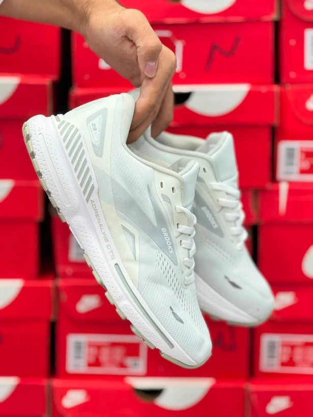 کتونی رانینگ بروکس آدرنالین۲۳ مسترکوالیتی/Brooks Adrenaline۲۳/ساخت ویتنام وارداتی/سایز۳۶الی ۴۵/ فروش تکی و عمده/ضمانت کیفیت کالا
