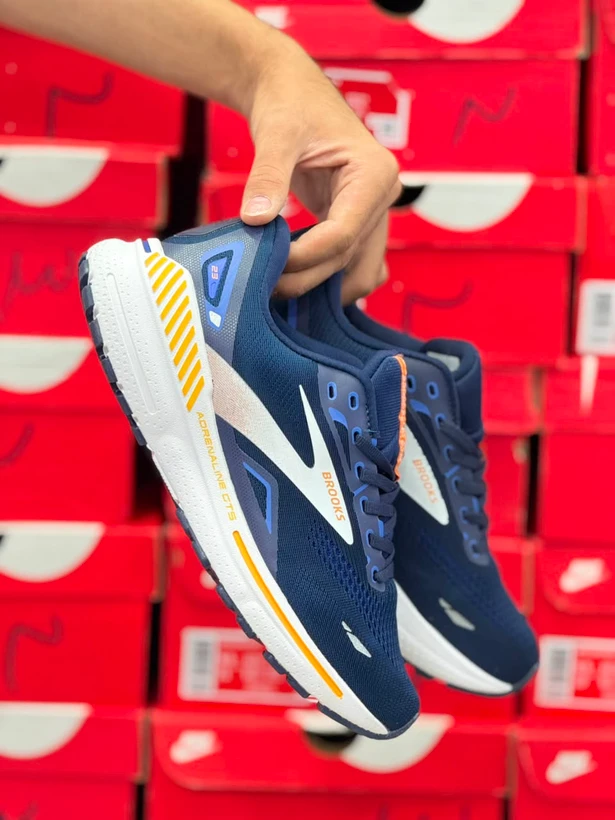 کتونی رانینگ بروکس آدرنالین۲۳ مسترکوالیتی/Brooks Adrenaline۲۳/ساخت ویتنام وارداتی/سایز۳۶الی ۴۵/ فروش تکی و عمده/ضمانت کیفیت کالا